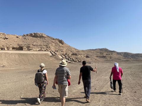 Tombes van El Kab tijdens Dahabiya Nijlcruise Egypte | Kingfisher Tours
